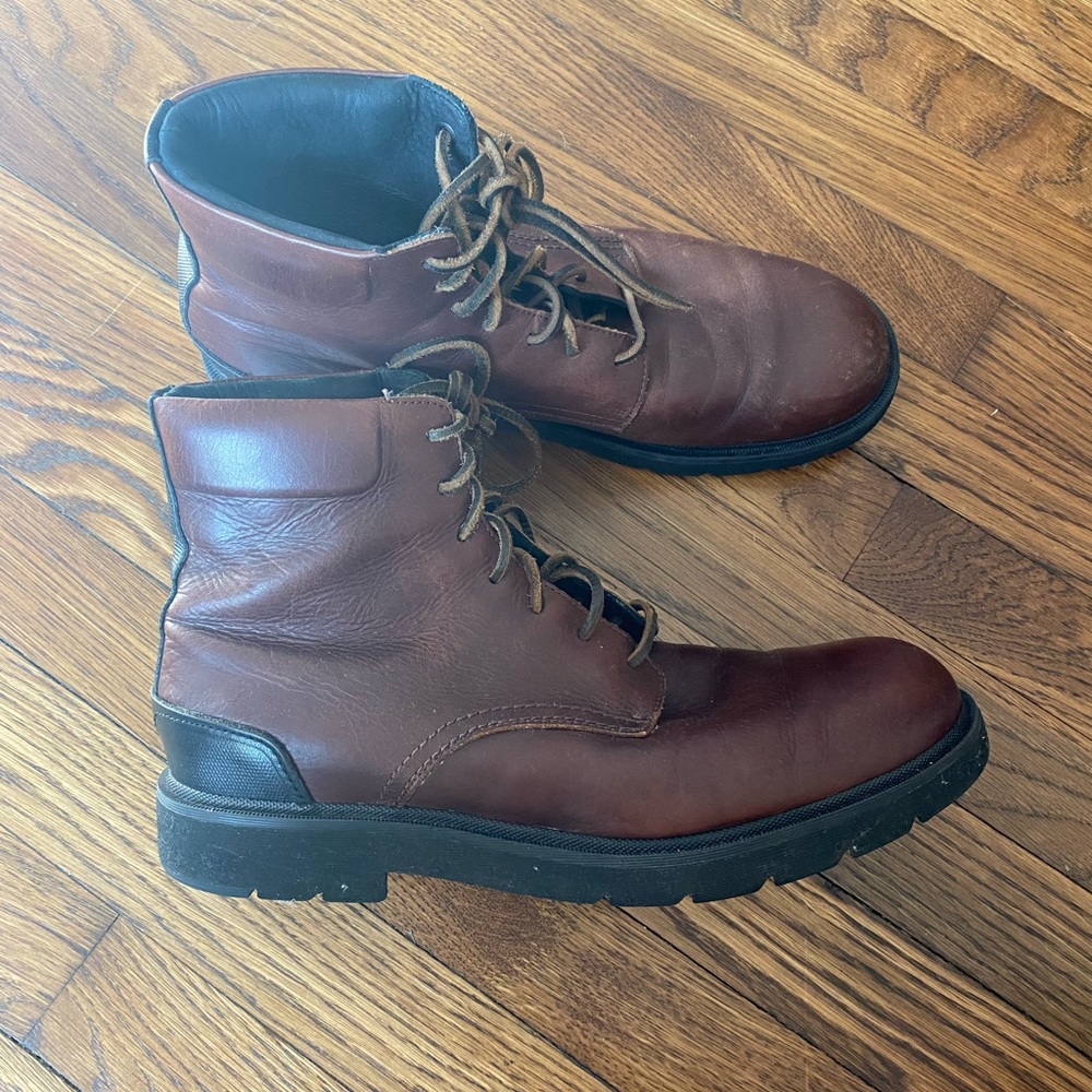 Frye Terra Lace-up Boots Size 9.5